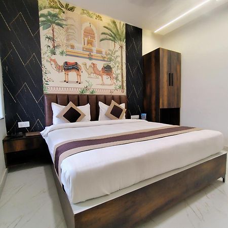 Hotel Mrk Varanasi Exterior foto