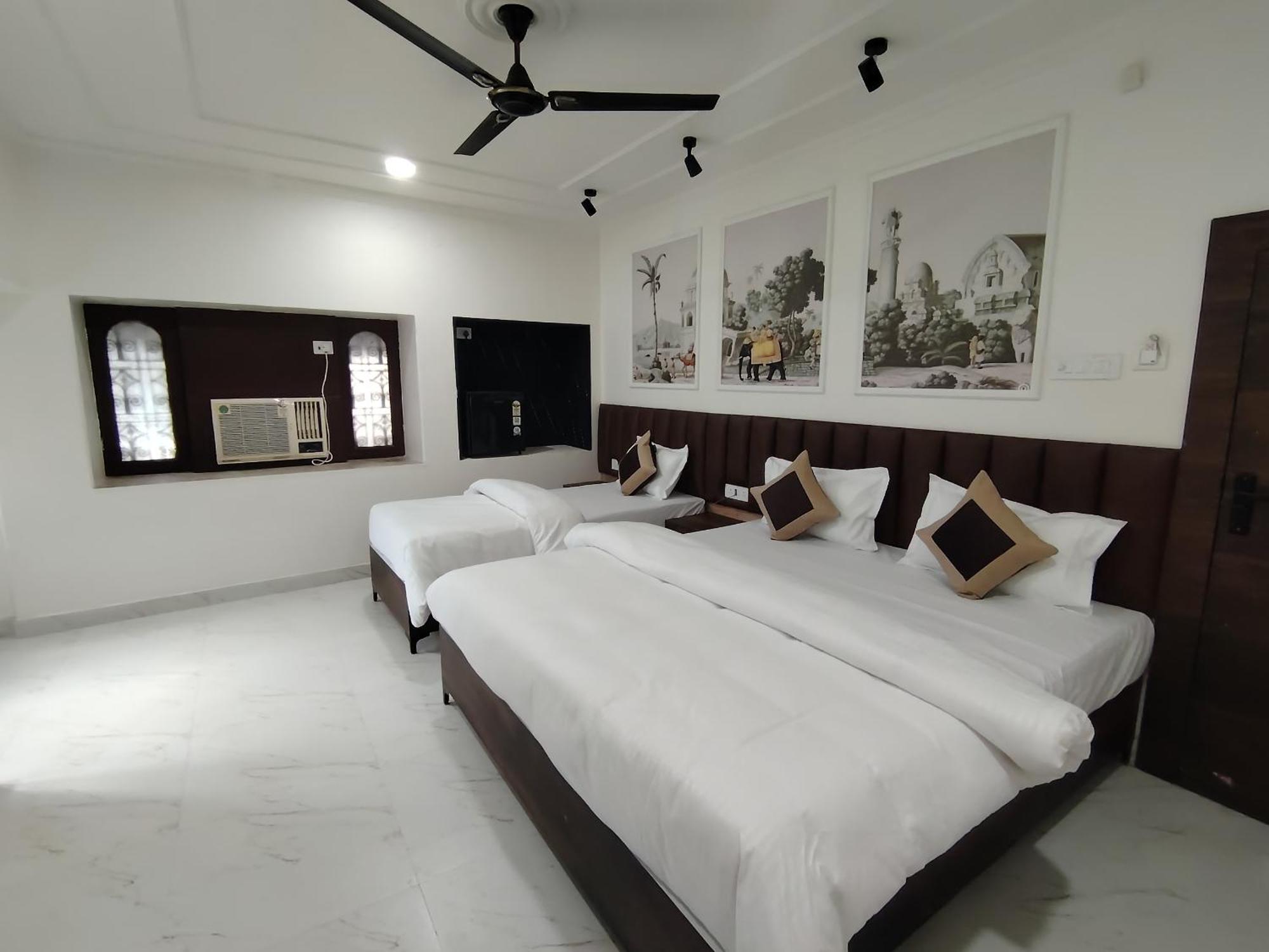 Hotel Mrk Varanasi Exterior foto